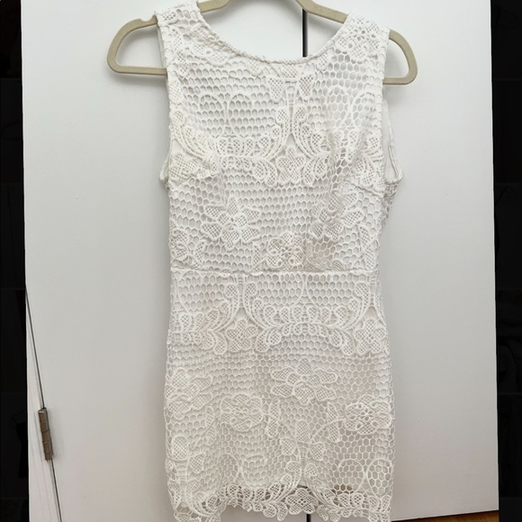 White lace dress size small from forever21 - Picture 1 of 3